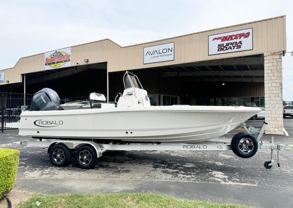 Robalo 226-CAYMAN image