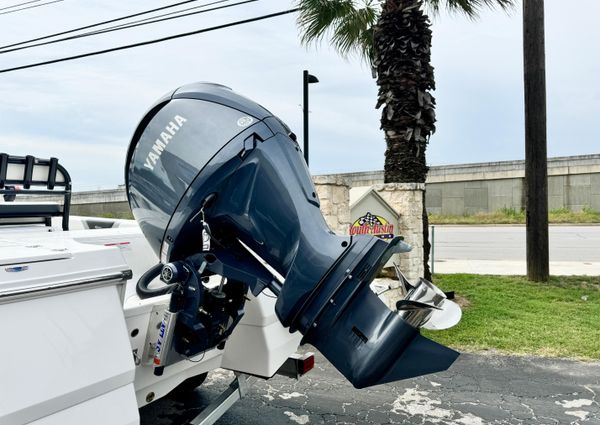 Robalo 226-CAYMAN image