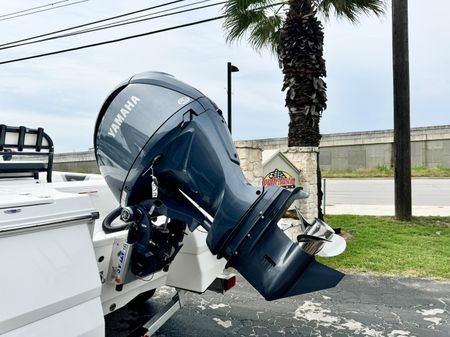 Robalo 226-CAYMAN image