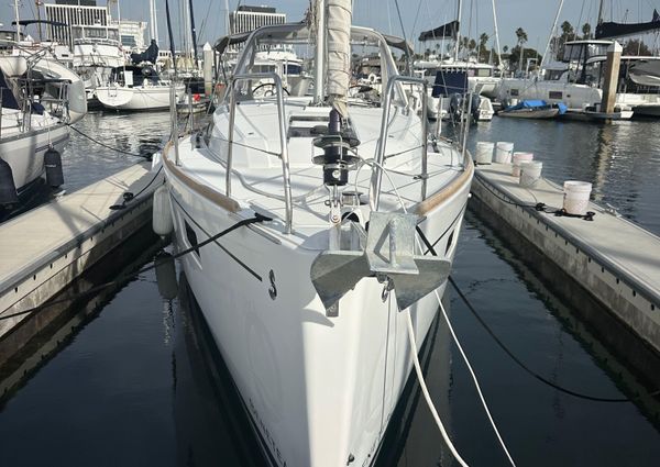 Beneteau Oceanis 35.1 image