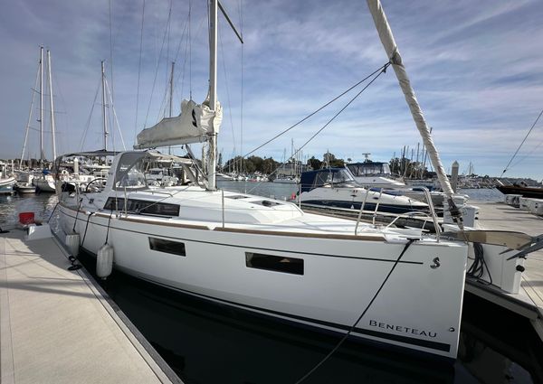 Beneteau Oceanis 35.1 image