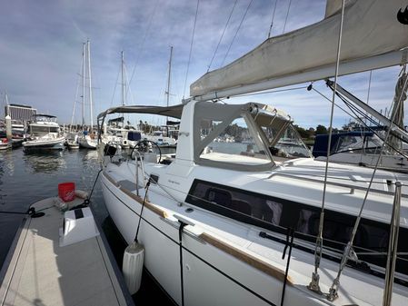 Beneteau Oceanis 35.1 image