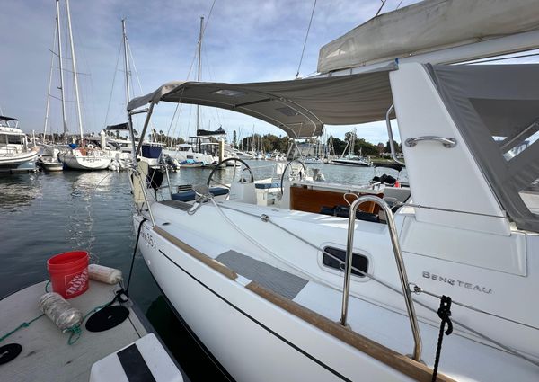 Beneteau Oceanis 35.1 image