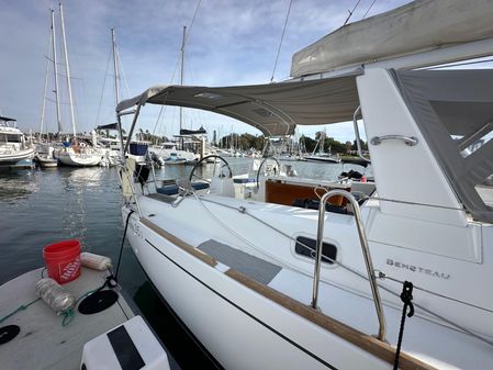 Beneteau Oceanis 35.1 image