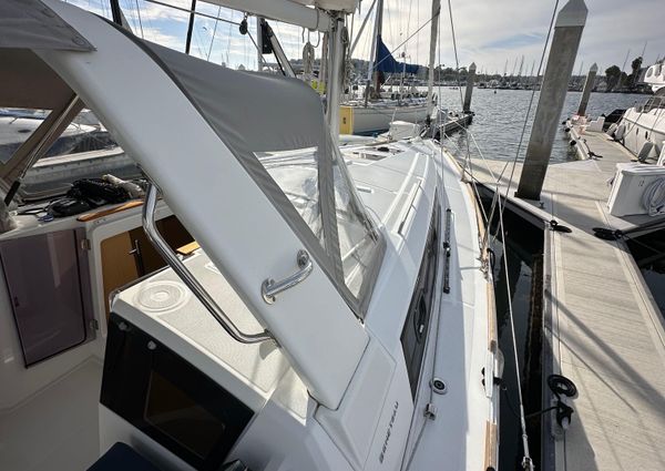 Beneteau Oceanis 35.1 image