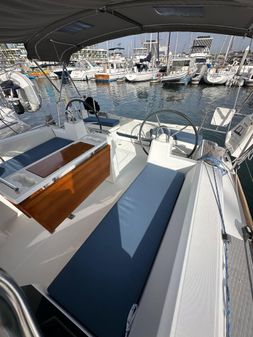 Beneteau Oceanis 35.1 image