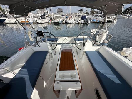 Beneteau Oceanis 35.1 image