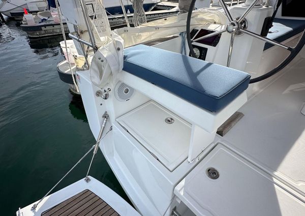 Beneteau Oceanis 35.1 image