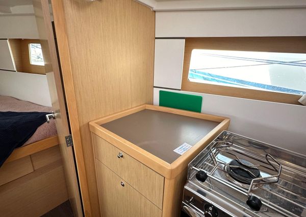 Beneteau Oceanis 35.1 image