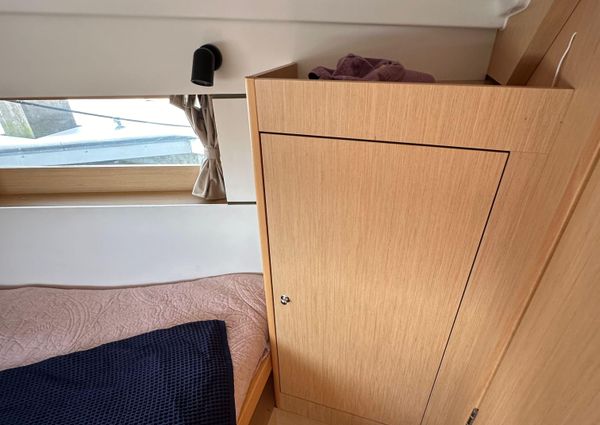 Beneteau Oceanis 35.1 image