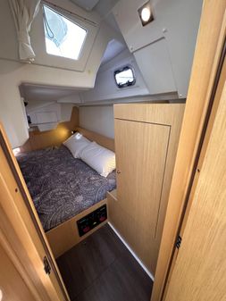 Beneteau Oceanis 35.1 image