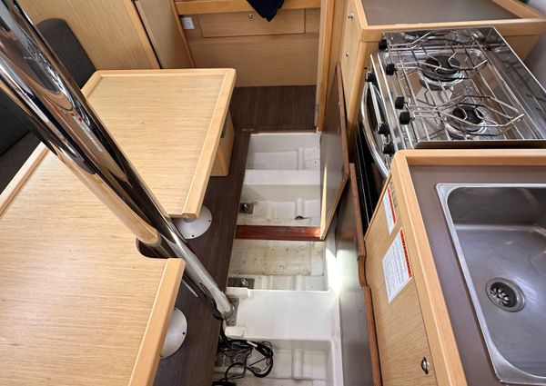 Beneteau Oceanis 35.1 image