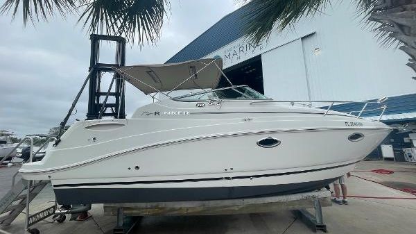 Rinker 260 Express Cruiser 