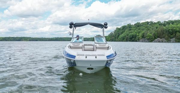 Crownline Eclipse E255 SURF image