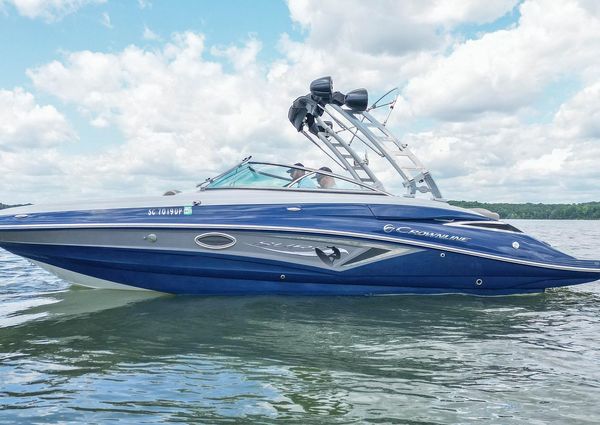 Crownline E255 Surf image