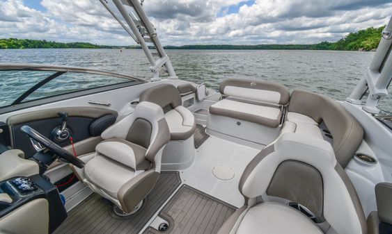 Crownline Eclipse E255 SURF image