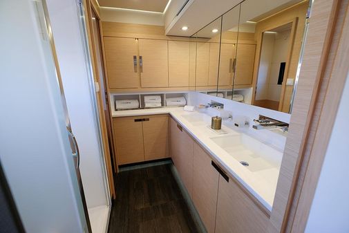 Fountaine Pajot Catamaran Alegria 67 image