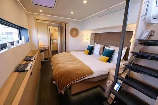 Fountaine Pajot Catamaran Alegria 67 image