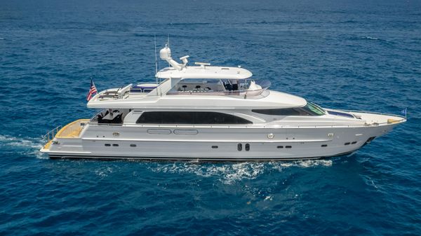 Horizon 94 Motor Yacht