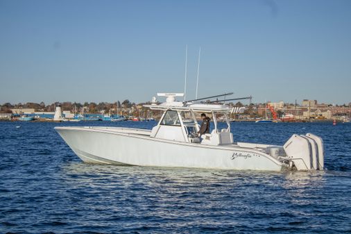 Yellowfin 39 image