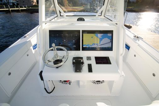 Yellowfin 39 image