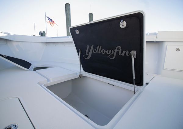 Yellowfin 39 image