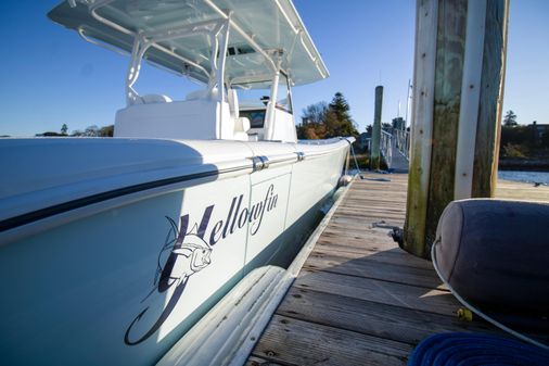 Yellowfin 39 image