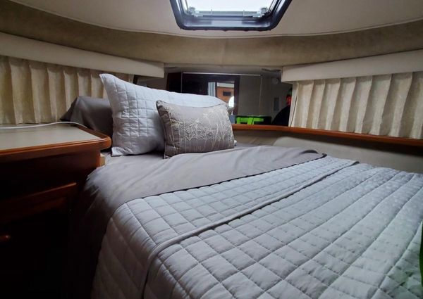 Carver 3807 Aft Cabin image