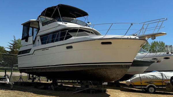 Carver 3807 Aft Cabin Motoryacht