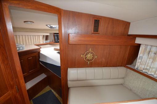 Carver 3807-AFT-CABIN-MOTORYACHT image