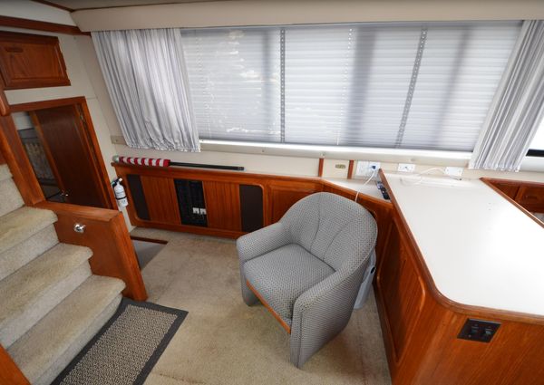 Carver 3807 Aft Cabin image