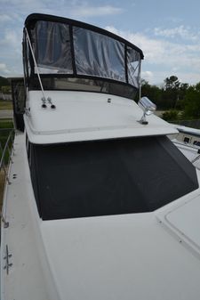 Carver 3807 Aft Cabin image