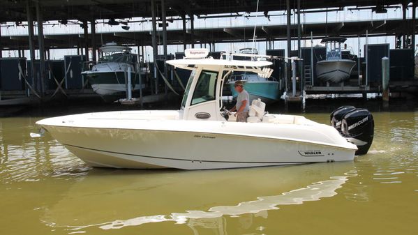 Boston Whaler 280 Outrage image