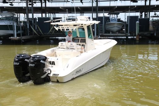 Boston Whaler 280 Outrage image