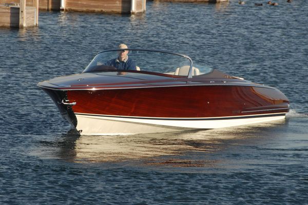 Van Dam Custom Tender - main image