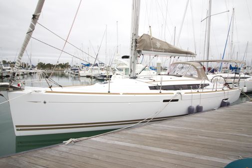 Jeanneau Sun Odyssey 379 image