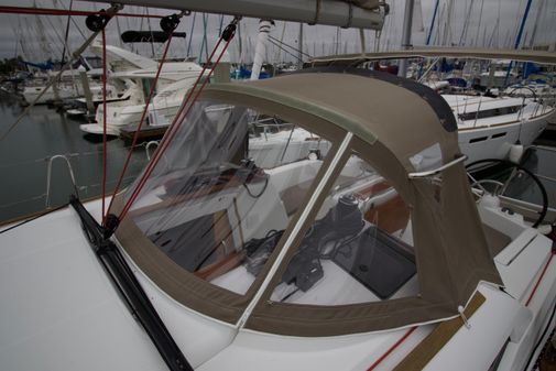 Jeanneau Sun Odyssey 379 image