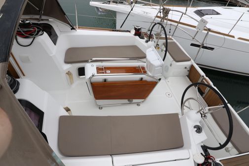 Jeanneau Sun Odyssey 379 image