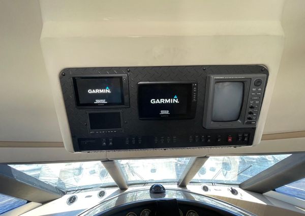 Carver 530 Voyager Pilothouse image