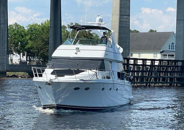 Carver 530 Voyager Pilothouse image