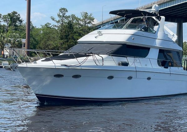 Carver 530 Voyager Pilothouse image