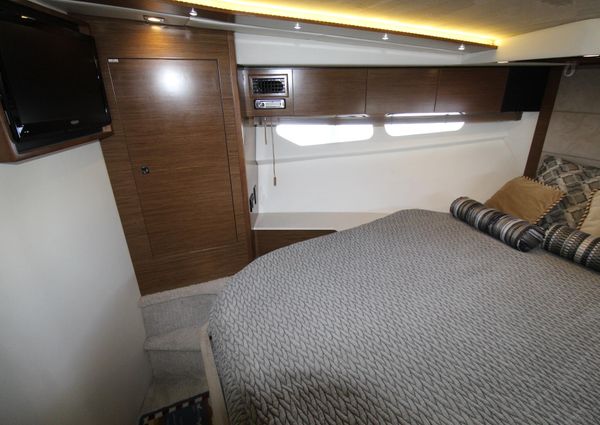 Cruisers Yachts 45 Cantius image