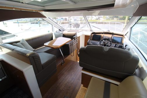 Cruisers Yachts 45 Cantius image