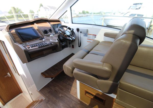 Cruisers Yachts 45 Cantius image