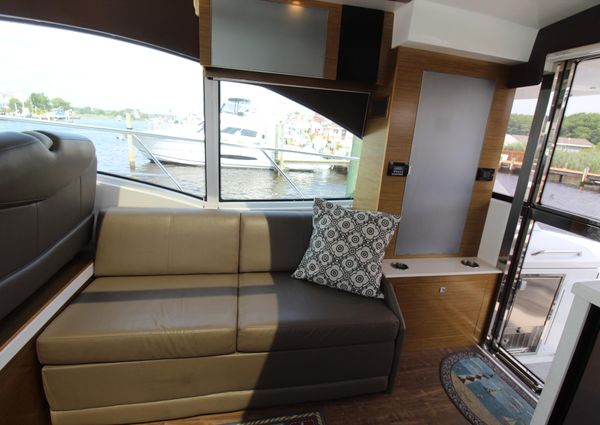 Cruisers Yachts 45 Cantius image