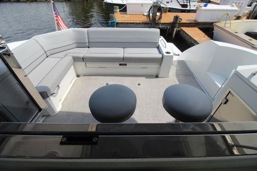 Cruisers Yachts 45 Cantius image