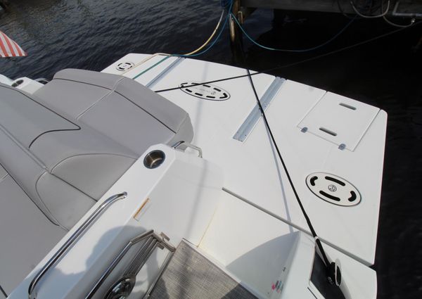 Cruisers Yachts 45 Cantius image