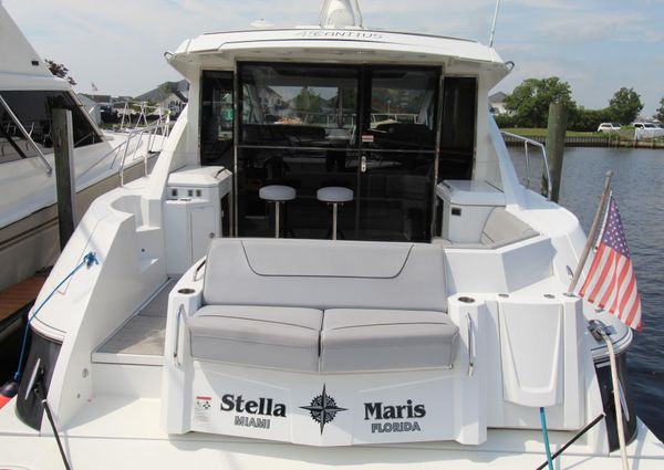 Cruisers Yachts 45 Cantius image