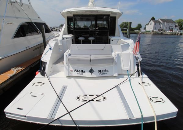 Cruisers Yachts 45 Cantius image