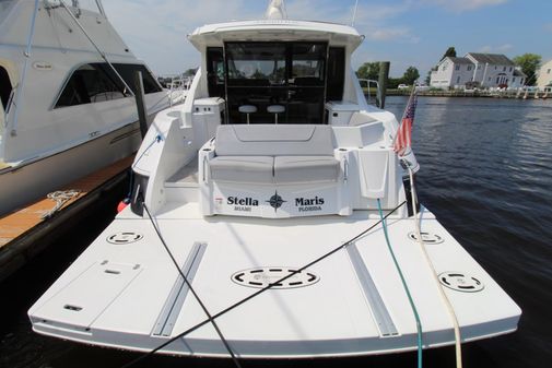 Cruisers Yachts 45 Cantius image